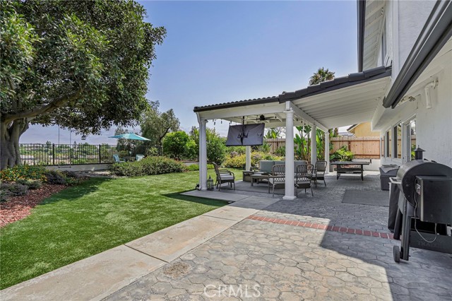 1324 Darwin Drive, Oceanside CA: https://media.crmls.org/medias/890afd39-7037-455b-a038-8d18b52cc249.jpg