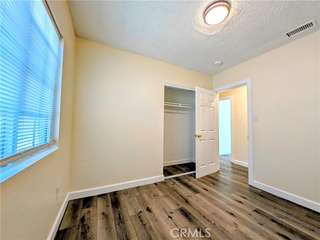 Detail Gallery Image 20 of 33 For 5921 Elmwood Rd, San Bernardino,  CA 92404 - 3 Beds | 1 Baths