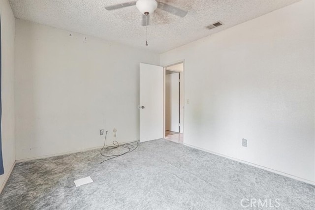 1991 Wren Avenue, Corona CA: https://media.crmls.org/medias/890d4e4f-7111-4e20-b8cb-44884eeb5915.jpg