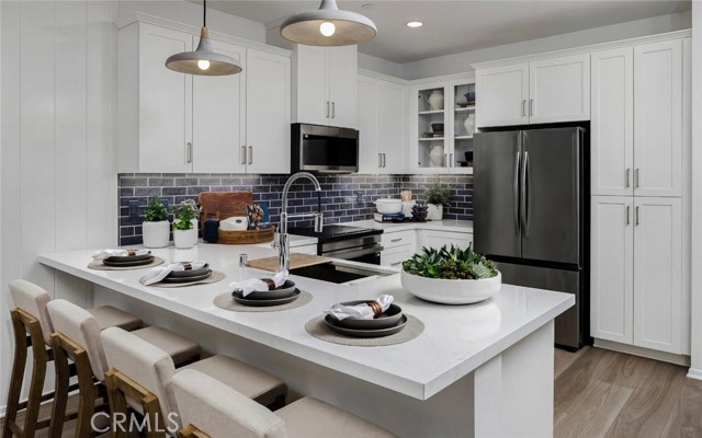 Detail Gallery Image 5 of 25 For 3302 S. Lafayette Paseo, Ontario,  CA 91761 - 3 Beds | 2/1 Baths