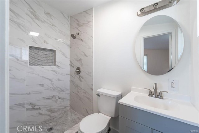 Detail Gallery Image 24 of 39 For 641 Cove, Costa Mesa,  CA 92627 - 4 Beds | 3 Baths