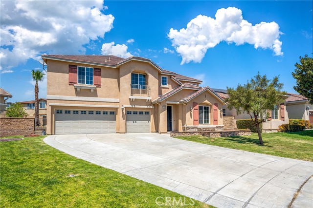 Detail Gallery Image 2 of 55 For 14584 Sleepy Creek Dr, Corona,  CA 92880 - 6 Beds | 3/1 Baths