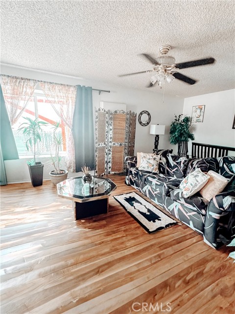 Detail Gallery Image 6 of 31 For 7851 Greenwood Avenue, California City,  CA 93505 - 3 Beds | 2 Baths