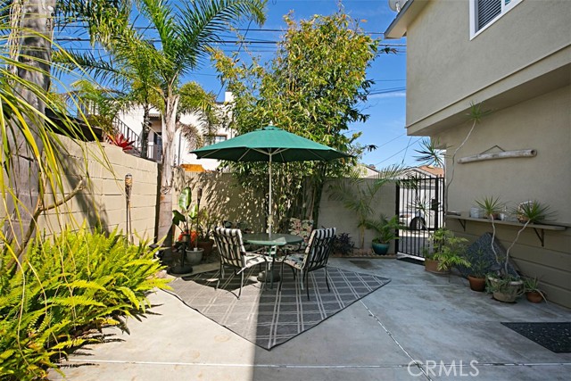 Detail Gallery Image 31 of 34 For 244 Venetia, Long Beach,  CA 90803 - 3 Beds | 2 Baths