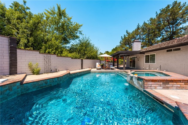 Detail Gallery Image 13 of 54 For 1520 E Newcrest Dr, West Covina,  CA 91792 - 3 Beds | 2 Baths