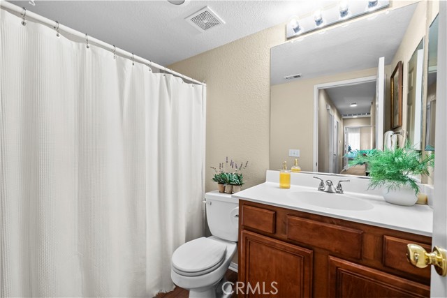 29890 Berkshire photo 19