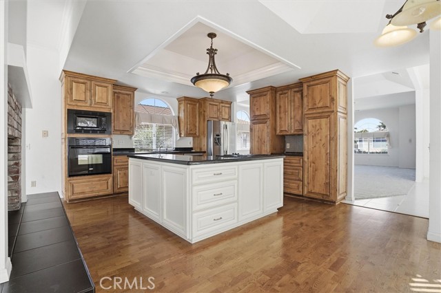 Detail Gallery Image 6 of 25 For 330 Saint Andrews, Santa Maria,  CA 93455 - 3 Beds | 2 Baths