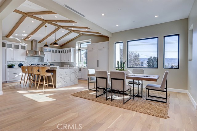 641 S Gertruda Avenue, Redondo Beach CA: https://media.crmls.org/medias/8911f40f-c9fe-4bfd-b626-38312bcab370.jpg