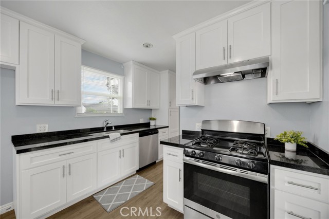 14239 Cullen Street, Whittier CA: https://media.crmls.org/medias/8913075a-665c-49ea-b582-a0341494ba56.jpg