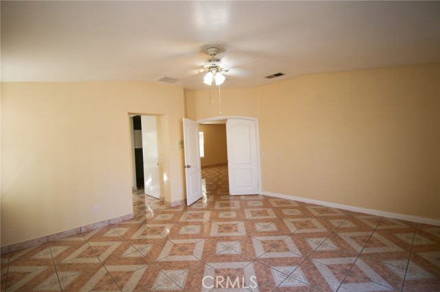 Detail Gallery Image 14 of 33 For 31592 Palomar Rd, Menifee,  CA 92584 - 5 Beds | 2/1 Baths