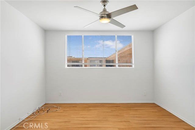 5429 Newcastle Avenue, Encino CA: https://media.crmls.org/medias/89151203-e57e-40cb-9236-9062e8d10c86.jpg