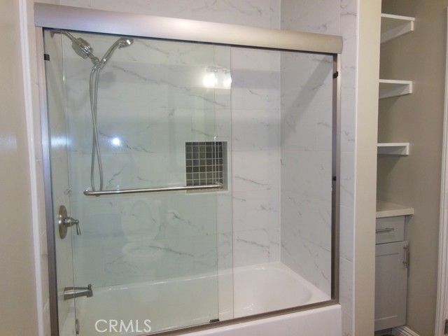 4956 Revlon Drive, La Canada Flintridge CA: https://media.crmls.org/medias/891573ed-1d89-4de8-87b4-e0e7ffe0e80b.jpg