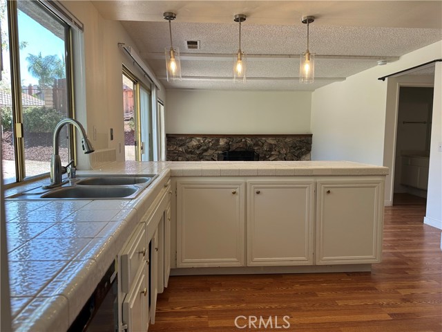Detail Gallery Image 10 of 31 For 28825 Barragan St, Agoura Hills,  CA 91301 - 4 Beds | 2/1 Baths