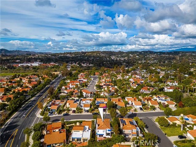 27782 Via Madrina, San Juan Capistrano CA: https://media.crmls.org/medias/8915c57c-7ed7-4059-8646-0c0061676009.jpg