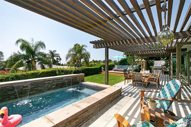 Detail Gallery Image 32 of 39 For 228 Ledroit St, Laguna Beach,  CA 92651 - 4 Beds | 3/1 Baths