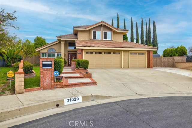 21020 Bryan Circle, Walnut CA: https://media.crmls.org/medias/89178b08-72eb-46cb-93fd-e68dc8d0d302.jpg