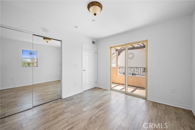 345 W Loraine Street, Glendale CA: https://media.crmls.org/medias/8917b3fc-b100-4034-a077-e9ead3b1c8d5.jpg