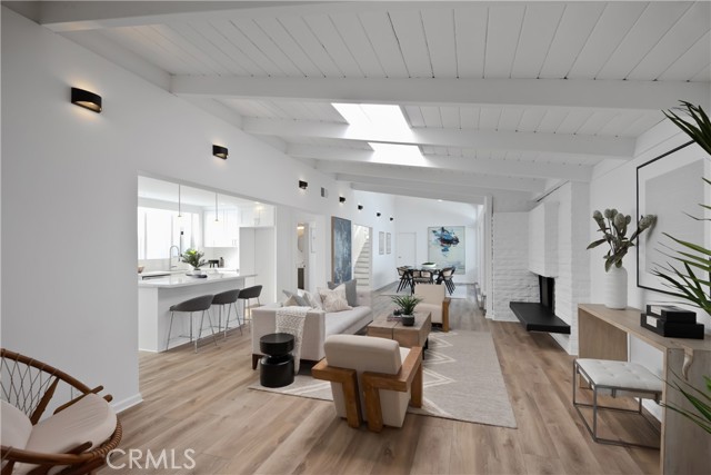 317 8th Street, Manhattan Beach, California 90266, 3 Bedrooms Bedrooms, ,3 BathroomsBathrooms,Residential,Sold,8th,SB22148792