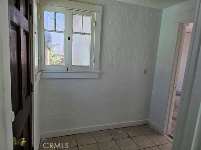 224 N Bixel, Los Angeles CA: https://media.crmls.org/medias/89183bb9-a74b-4ee6-a66a-021beacd906c.jpg