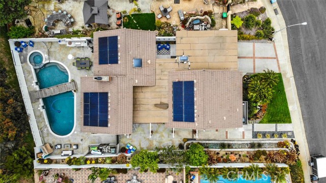 204 Calle Del Juego, San Clemente CA: https://media.crmls.org/medias/8918b99a-e2fc-4796-8569-2b2a323cb0e7.jpg