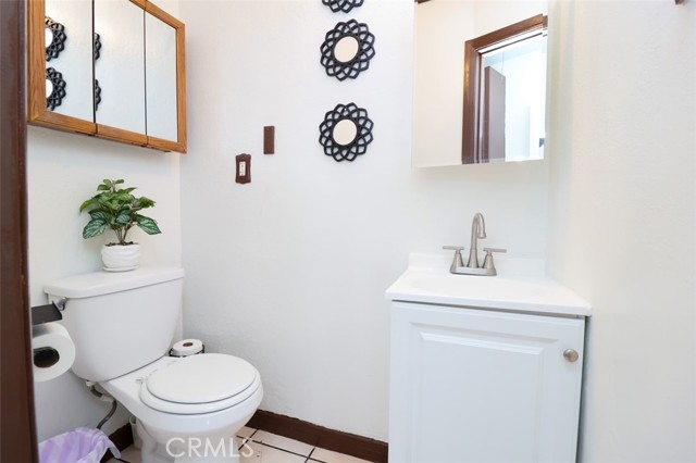 Detail Gallery Image 13 of 31 For 2225 W 153rd St, Compton,  CA 90220 - 3 Beds | 1/1 Baths