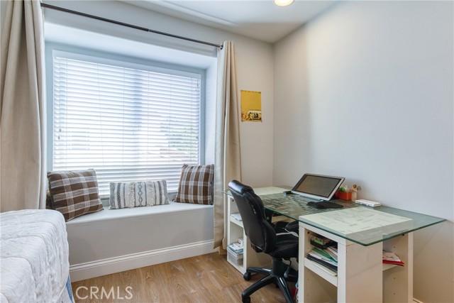 Detail Gallery Image 6 of 10 For 50 Sapphire, Irvine,  CA 92602 - 3 Beds | 2/1 Baths