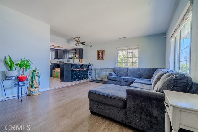 13018 Rosecrans Avenue, Norwalk CA: https://media.crmls.org/medias/8919892a-8373-4fe3-b531-2cbc70c7a945.jpg