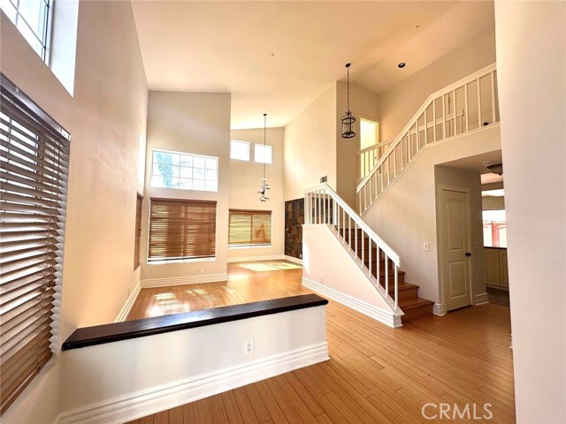 Detail Gallery Image 2 of 14 For 8042 San Tropez Ct, Fontana,  CA 92336 - 4 Beds | 2/1 Baths