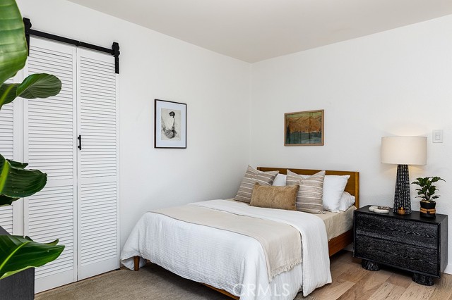 1215 N Avenue 56, Los Angeles CA: https://media.crmls.org/medias/891a12c1-004d-4749-b4b3-3b787966e3ec.jpg
