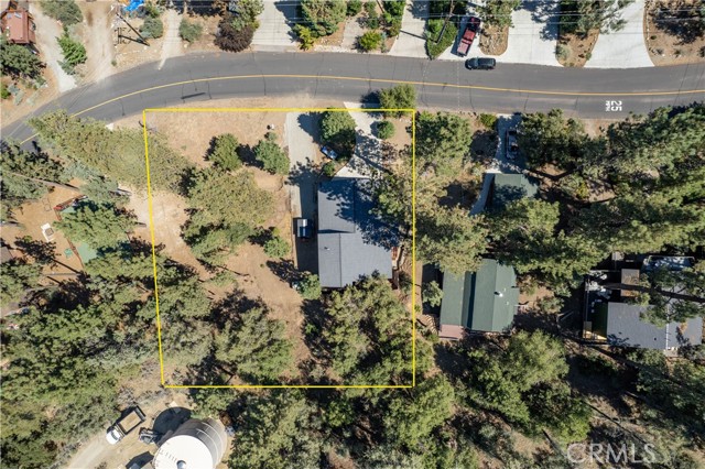 2041 Symonds Drive, Pine Mountain Club, California 93222, 3 Bedrooms Bedrooms, ,2 BathroomsBathrooms,Single Family Residence,For Sale,Symonds,OC25045356