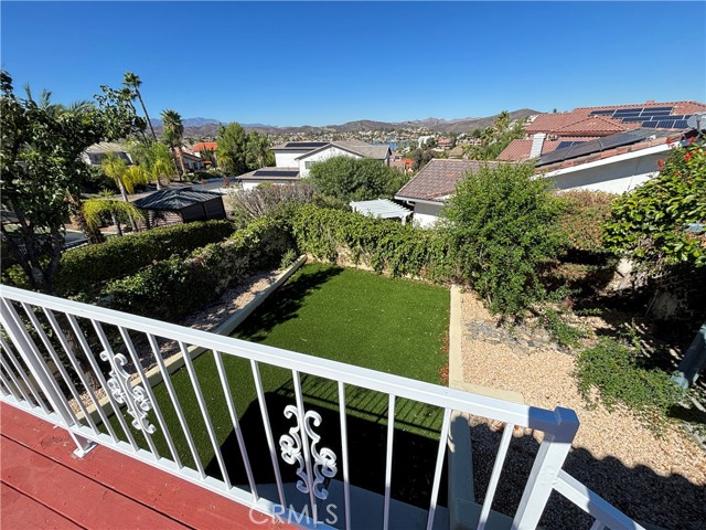 29731 Bonanza Place, Canyon Lake CA: https://media.crmls.org/medias/891a42f4-ee84-4d3b-94c6-acac3dfa0ca0.jpg