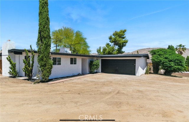 Detail Gallery Image 10 of 11 For 7686 Deer Trl, Yucca Valley,  CA 92284 - 3 Beds | 2 Baths