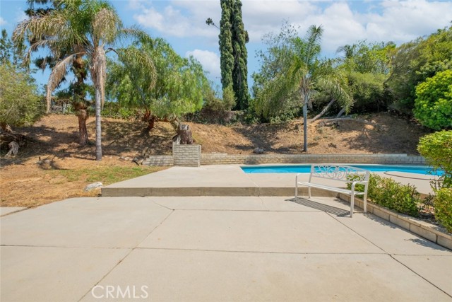 19941 Hiawatha Street, Chatsworth CA: https://media.crmls.org/medias/891ad8bc-8fa7-4212-abb5-a425d3ffdc8f.jpg