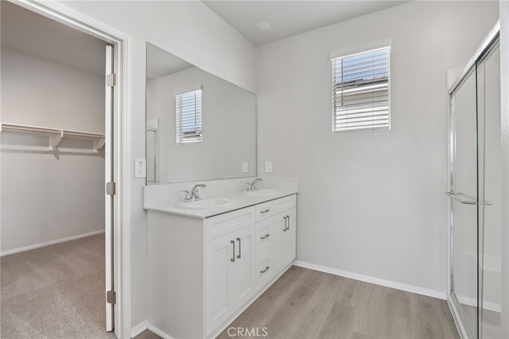 MLS #OC25222451 image #33