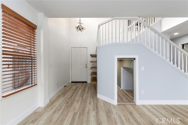 Detail Gallery Image 7 of 34 For 431 W Bay St #S,  Costa Mesa,  CA 92627 - 3 Beds | 2/1 Baths