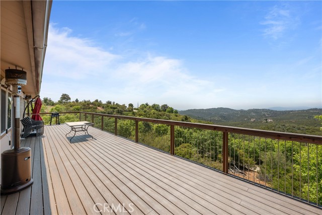 7525 Starlight Way, Julian CA: https://media.crmls.org/medias/891c4d4d-2710-4a37-94ca-950266d8d39a.jpg