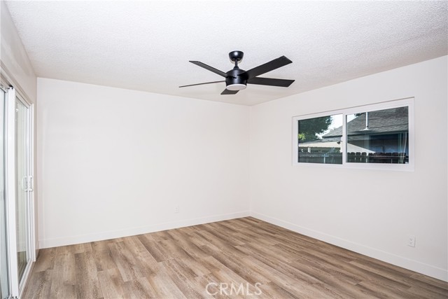 2983 N Alameda Avenue, San Bernardino CA: https://media.crmls.org/medias/891cacf1-b37b-4040-b5c8-9efb2a8bd152.jpg