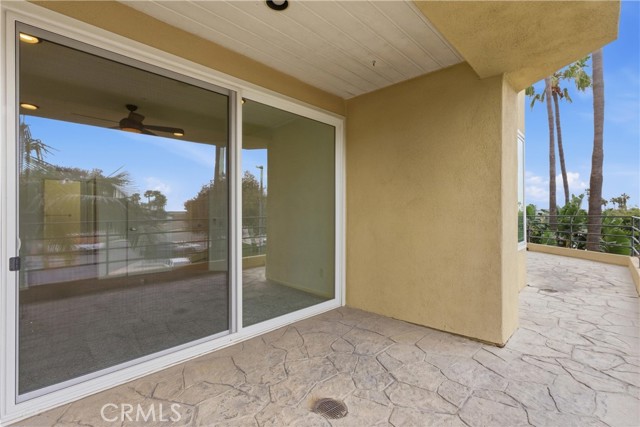 Detail Gallery Image 5 of 34 For 16291 Countess #115,  Huntington Beach,  CA 92649 - 2 Beds | 2 Baths