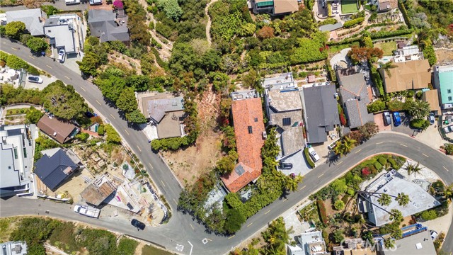 410 Alta Vista Avenue, Laguna Beach CA: https://media.crmls.org/medias/891d40e0-2672-4578-88f1-a0d93d897111.jpg