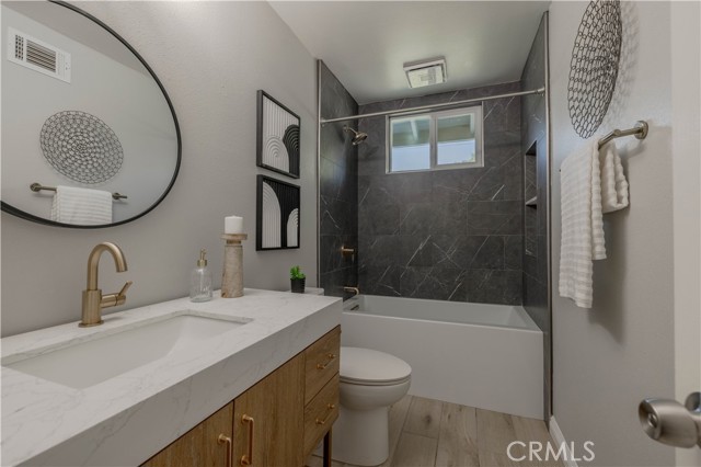 1901 Morgan Avenue, Claremont CA: https://media.crmls.org/medias/891d80c0-f6ea-4be3-bbea-a084d665af6f.jpg