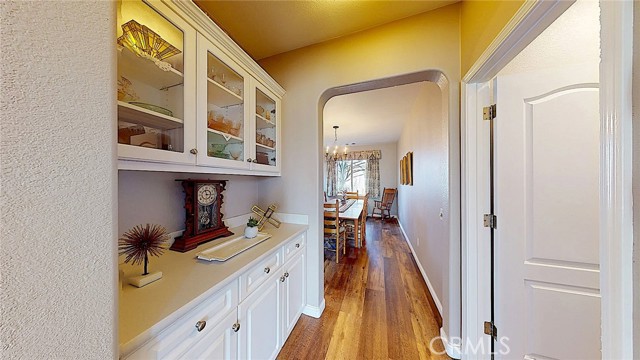 223 Vintage Drive, Turlock CA: https://media.crmls.org/medias/891e0d80-e7e3-4cd4-8539-890d67591e30.jpg