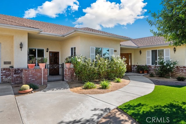 Detail Gallery Image 3 of 38 For 3665 El Camino Dr, San Bernardino,  CA 92404 - 3 Beds | 2 Baths