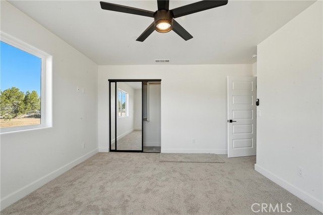 15658 Wells Fargo Street, Hesperia CA: https://media.crmls.org/medias/891e5cfa-d80a-4965-bace-4ad38b5c8c63.jpg