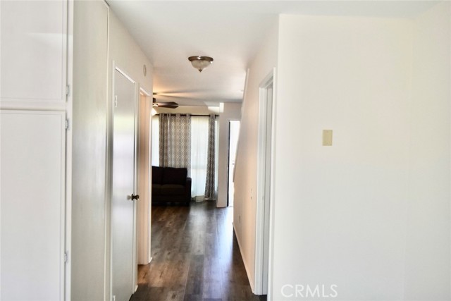 Photo #4: OC23148402 Listing 