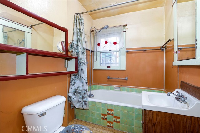 5493 Cerritos Avenue, Long Beach, California 90805, 3 Bedrooms Bedrooms, ,1 BathroomBathrooms,Single Family Residence,For Sale,Cerritos,OC25176019