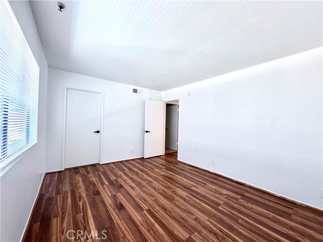 Detail Gallery Image 9 of 10 For 13512 Moorpark St #103,  Sherman Oaks,  CA 91423 - 1 Beds | 1 Baths