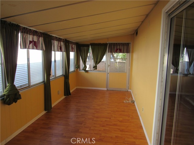 Detail Gallery Image 11 of 28 For 27701 Murrieta Rd #6,  Menifee,  CA 92586 - 2 Beds | 2 Baths