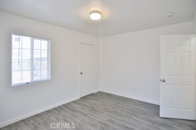 531 W 61st Street, Los Angeles CA: https://media.crmls.org/medias/8921597e-6dfb-48a4-b4c6-fe6a28e7eaf8.jpg