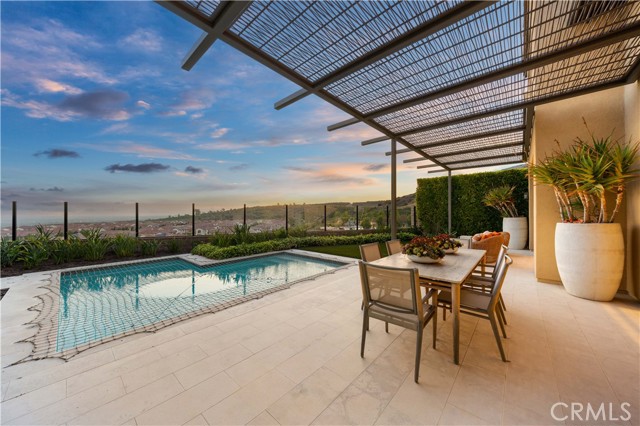 137 Prestigo, Irvine CA: https://media.crmls.org/medias/89230287-f7d2-4002-90a3-0c1f6e0b127a.jpg