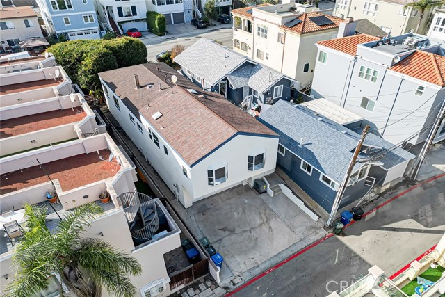 Detail Gallery Image 37 of 39 For 216 Monterey Bld, Hermosa Beach,  CA 90254 - 3 Beds | 2 Baths